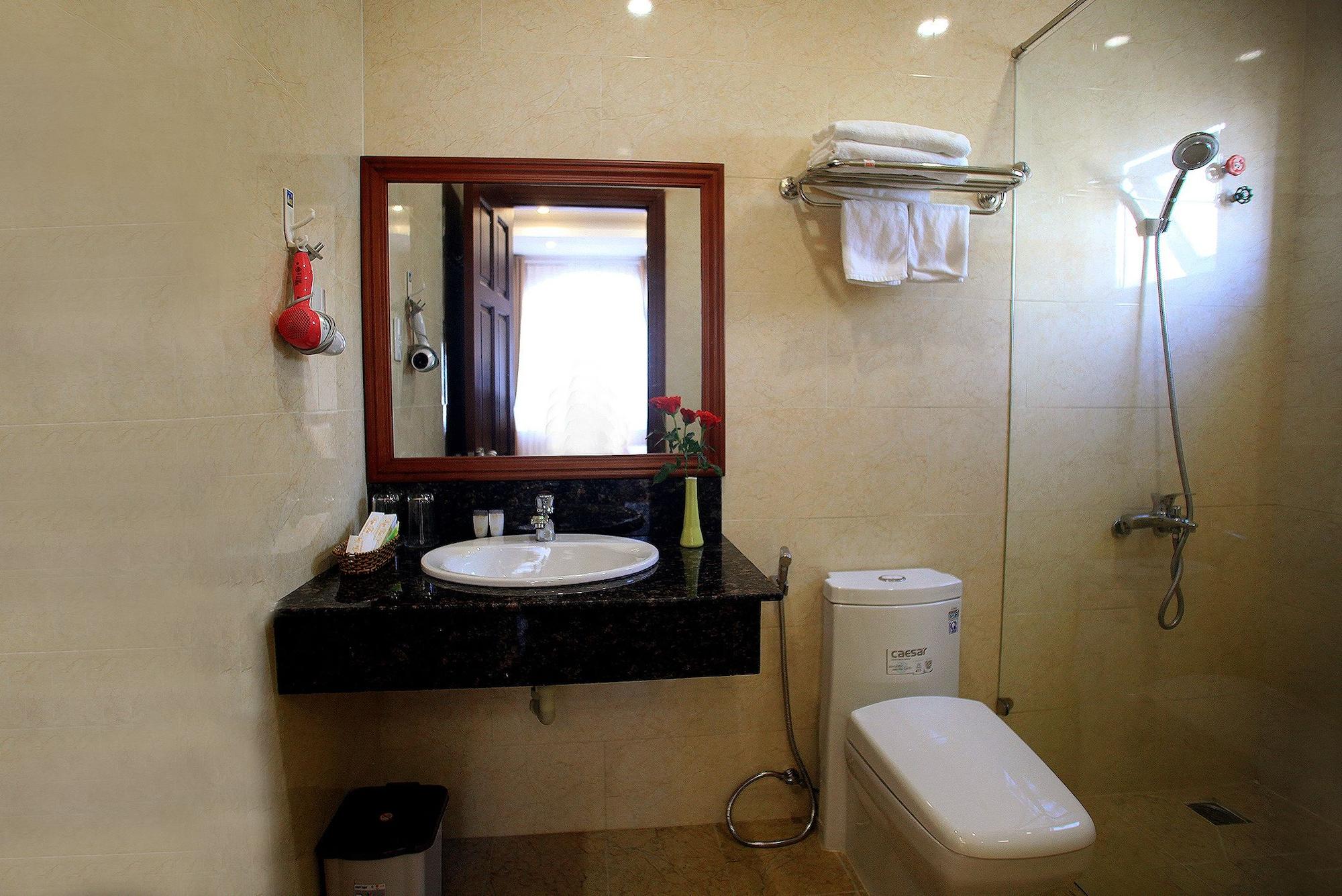 Ngoc Trai Vang Hotel Далат Экстерьер фото